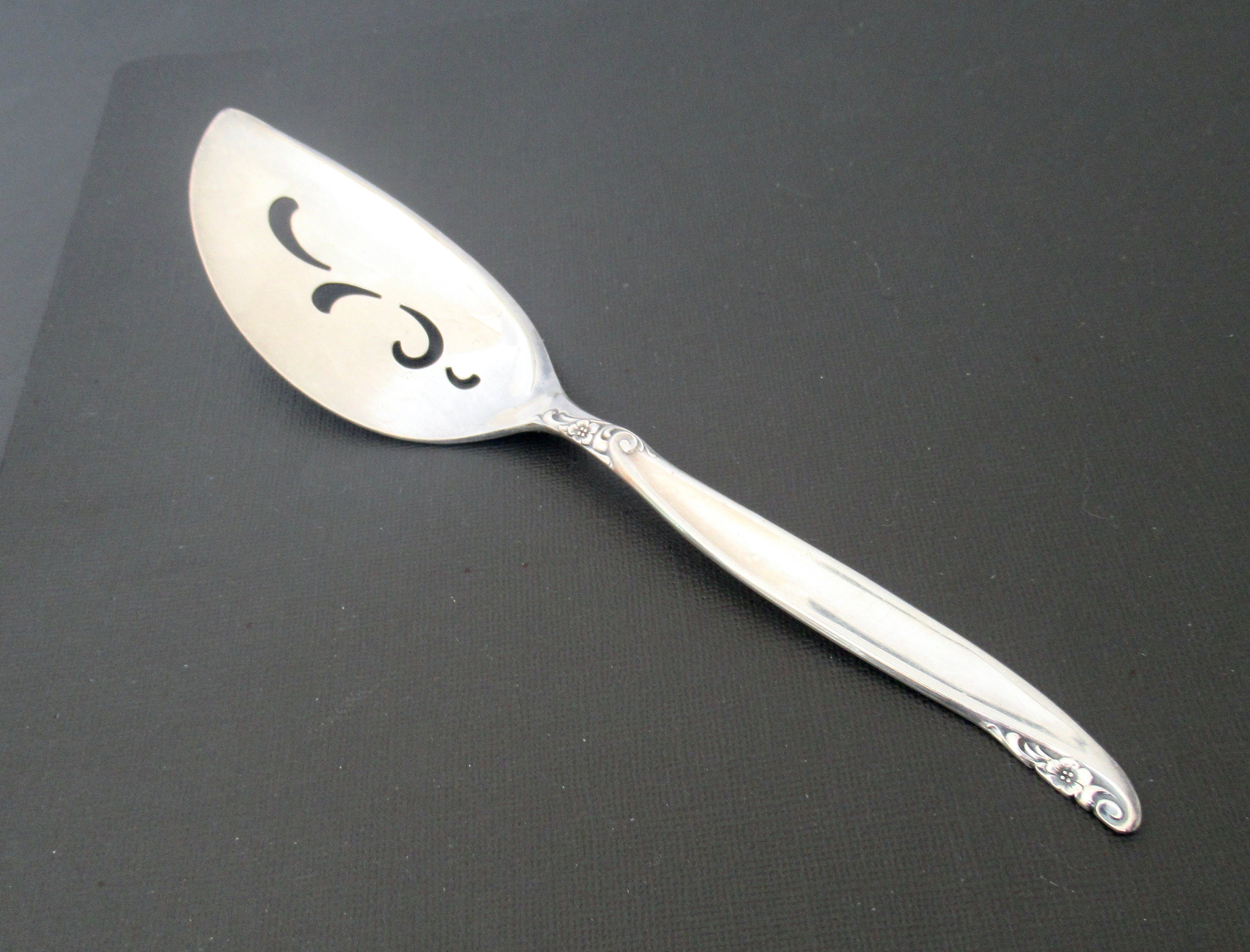 Leilani silverware sale