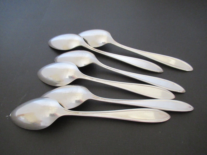 Antique F Monogrammed Teaspoons, Adam 1917 by Community Silverplate, Art Deco Flatware Vintage Silverware Set of 6 Spoons image 7