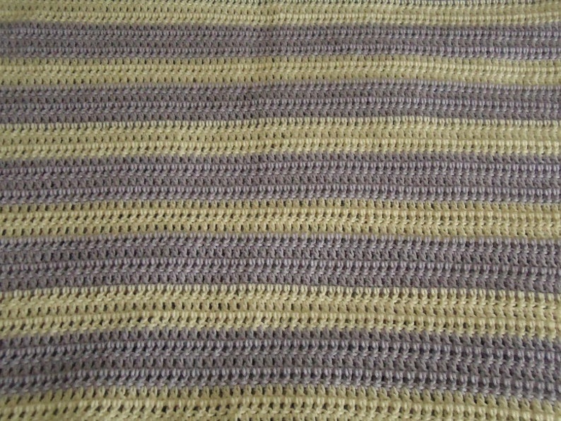 Aran and Lilac Hand Crocheted Stripes Afghan, Blanket, Throw Home Decor afbeelding 6