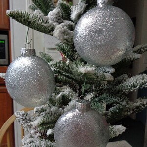 Set of 3 Silver Glass Orbs Christmas Tree Ornaments