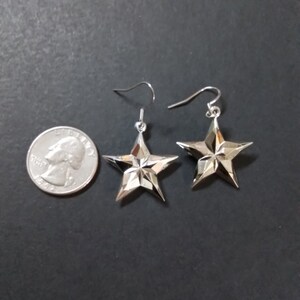 Silver Plastic Star Dangle Earrings Bild 9