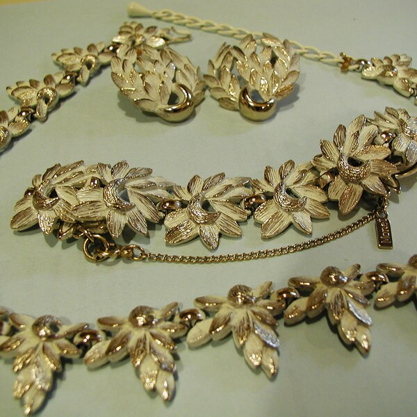 Vintage 1960s Monet Enamel 3 Piece Parure Golden Leaves