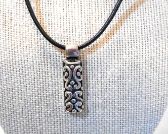 Sterling Pendant Necklace on Black Leather ATI 925 Mexico