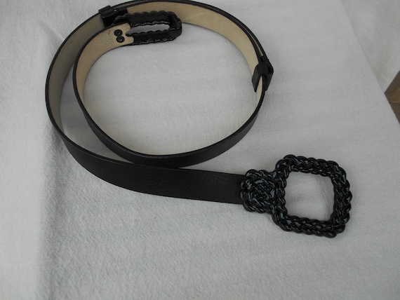 Chico's Ladies Black Leather Belt with Black Buck… - image 3