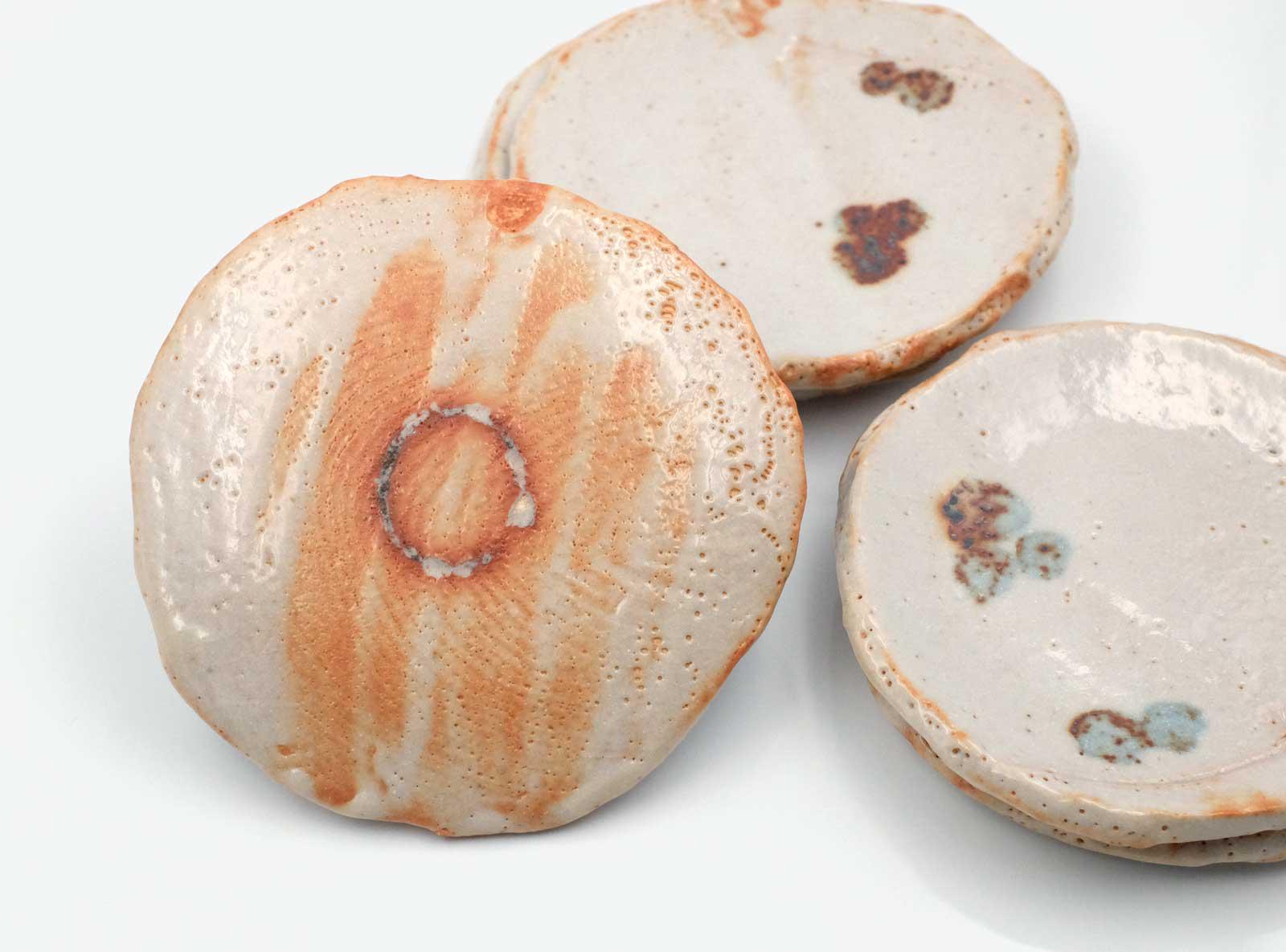 加藤精造作 志野銘々皿 – 源月窯 - Etsy 日本