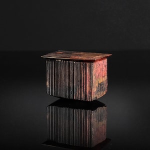 Uma caixa de bronze de Koji Hatakeyama em 2009