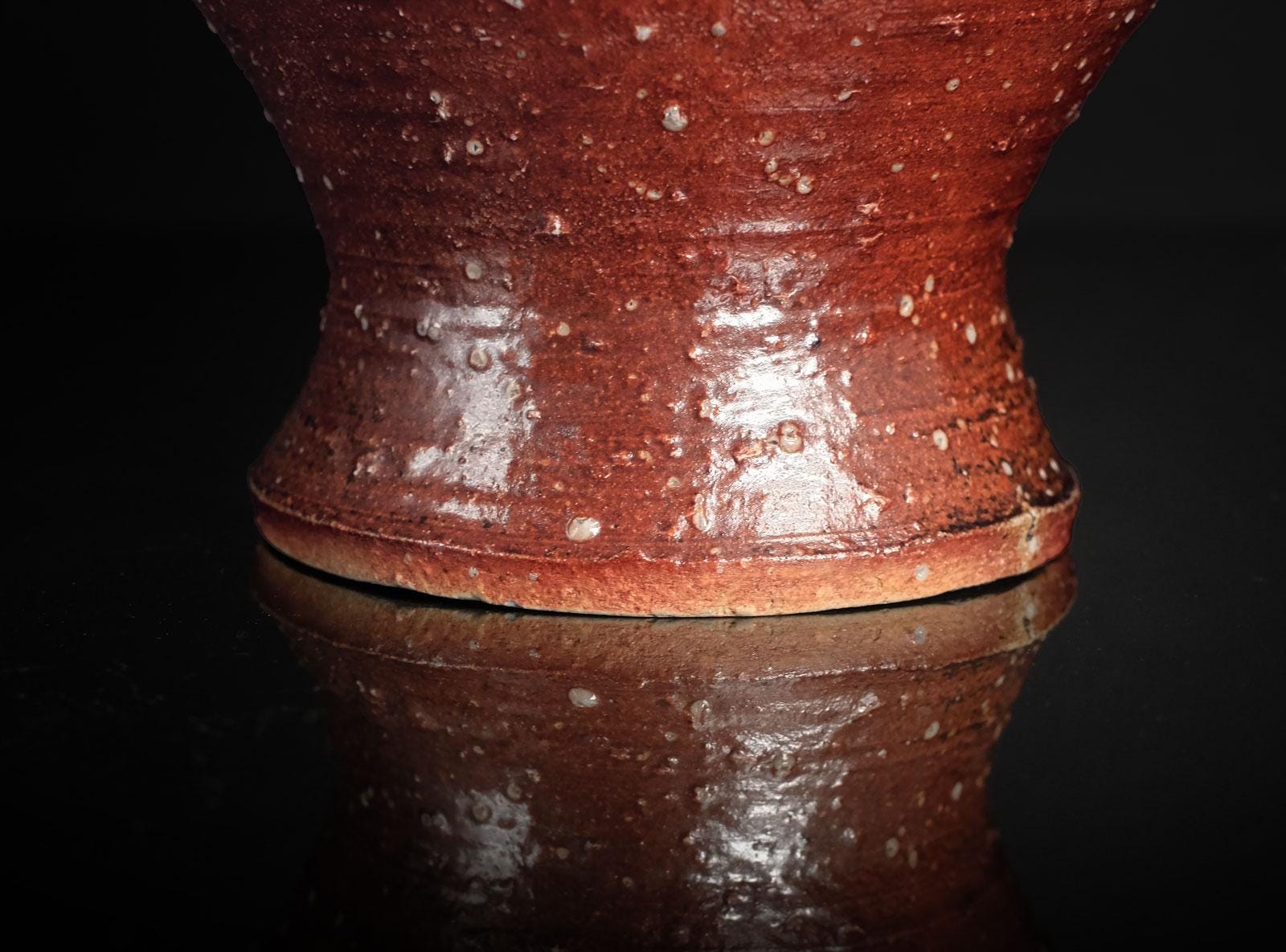 A Shigaraki Vase (信楽焼 花瓶) by Takahashi Rakusai IV - Etsy Ireland