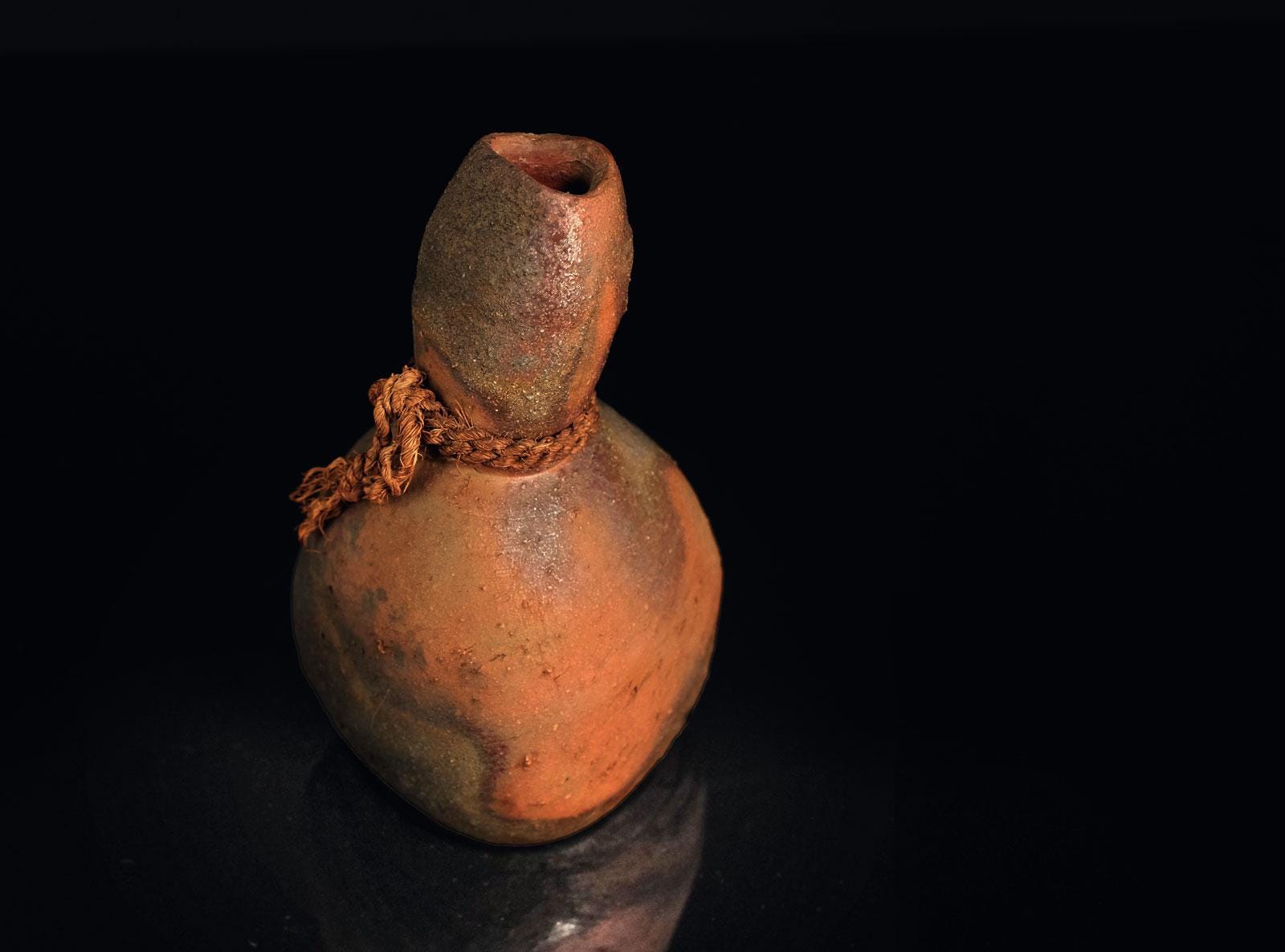 隠崎隆一ほか 酒杯セット Ryuichi KAKUREZAKI etc Kakurezaki Ryuichi 隠崎隆一, Bizen Flower Vase | Dai Ichi