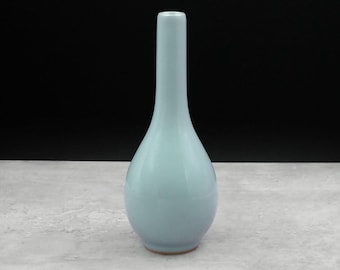 有田焼 青磁花瓶 香山窯 手彫花器 - Etsy 日本