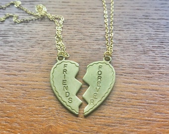 Best friend necklace, heart friendship necklace. Gold heart necklace. Broken heart necklace. Vintage style heart charm. Friends forever.