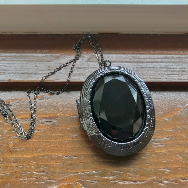 Long black locket necklace. Large locket necklace, long necklace. Black stone necklace. Gun metal necklace, gun metal locket. Gifts for her.