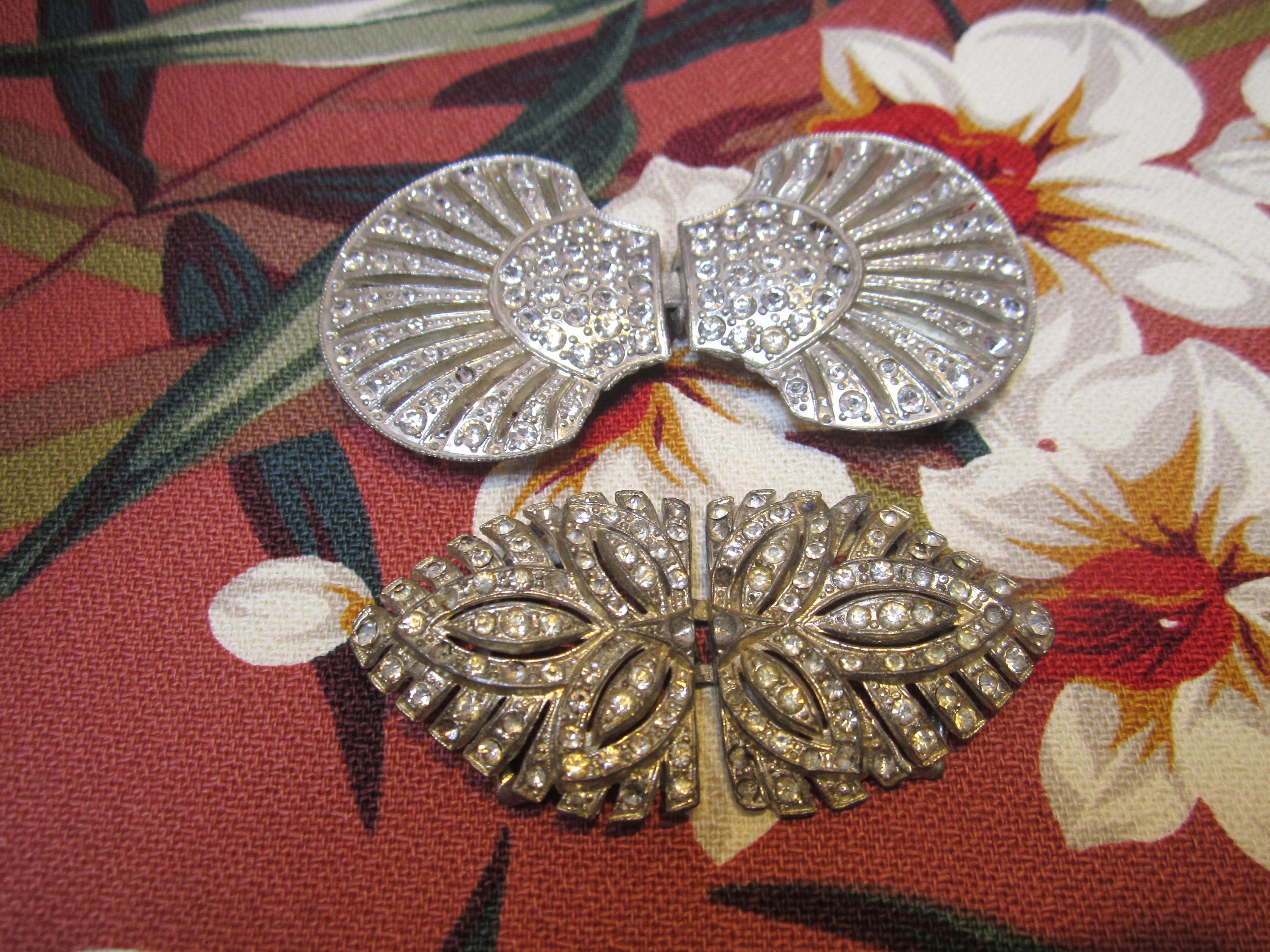 Vintage Rhinestone 1940 display picture 2