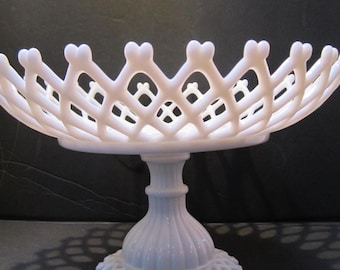 Vintage 1950&#39;s Westmoreland Milk Glass Pedestal Cake Plate, Fruit Bowl, Lattice Edging, Hard to Find in this Condition.