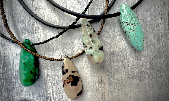 Natural Stone Choker Necklace