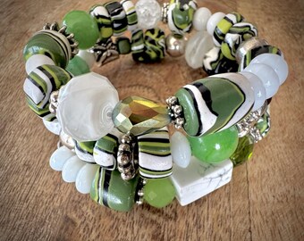Spring  “Wrap It” Bangle (green)--just wrap it to wear it!