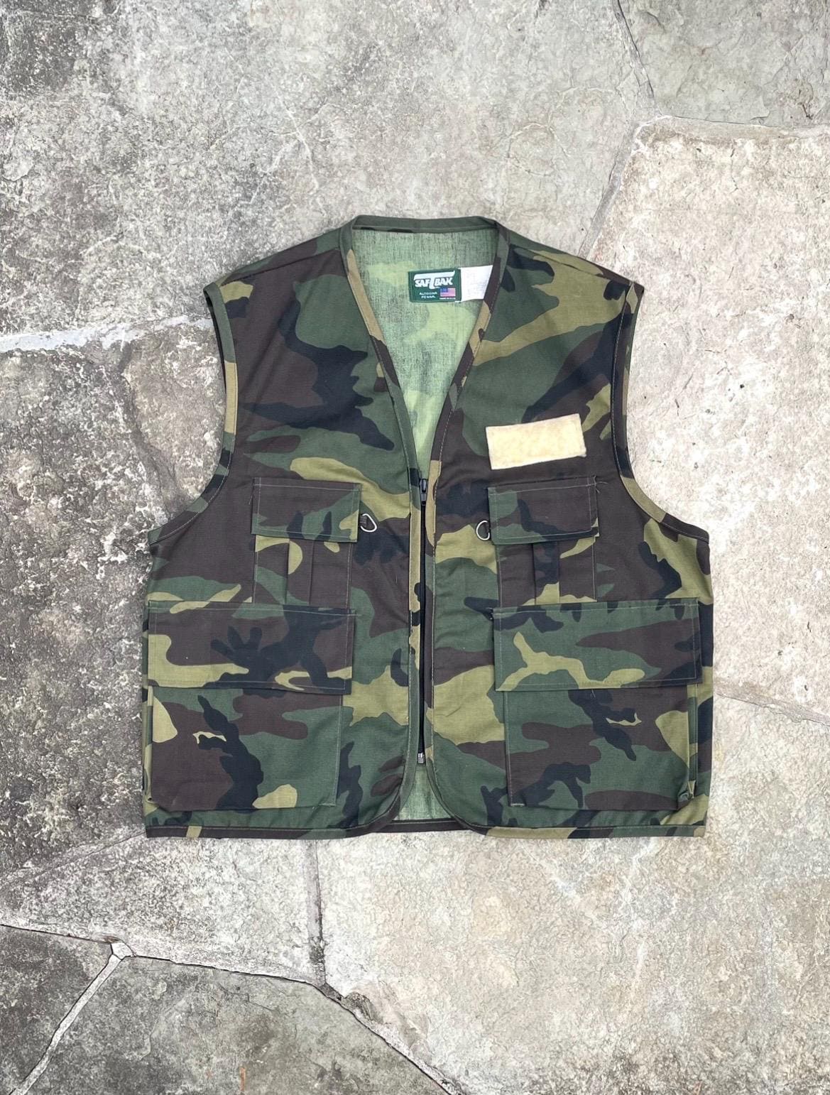 1990s Deadstock Camo Fisherman's Vest. Size Large (42-44). Made in