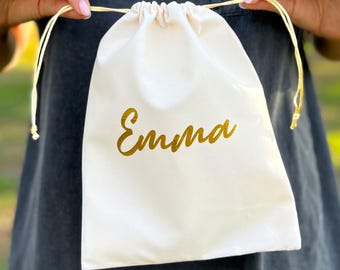 Custom Name Drawstring Bag Bridesmaid Gift Bags Personalized Wedding Favor Personalized Velvet Drawstring Bags Bachelorette Party Bags 8x10
