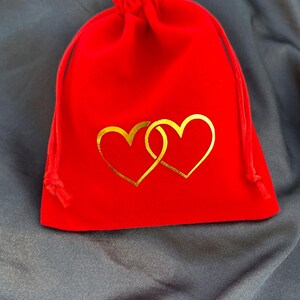 50 pcs Custom Velvet Wedding Bags, Personalized Drawstring Pouches for Favors, wedding Gifts,  Wedding Drawstring Bag, Pouches with Initials