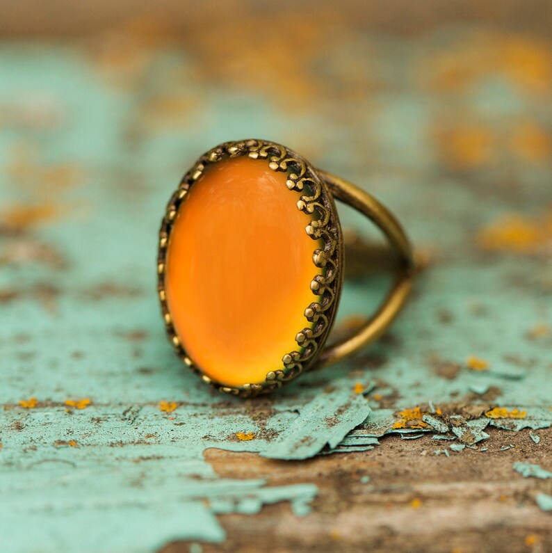 Mood Jewelry Real Color Changing Mood Stone Hippie Jewelry Large Brass Mood Ring Boho Fashion Vintage Brass Festival Jewelry