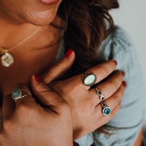 Mood Jewelry Real Color Changing Mood Stone Hippie Jewelry Large Brass Mood Ring Boho Fashion Vintage Brass Festival Jewelry