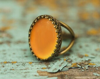 BRASS OVAL | Mood Ring