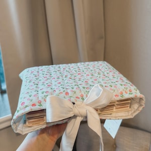 Floral Quilted Bible Sleeve: Book Cover with Bow Tie