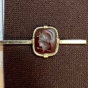 Carved gemstone tie clip, gold filled, antique theme