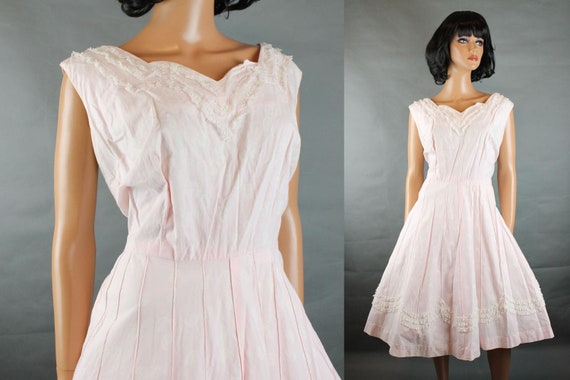 Vintage 50s-60s Handmade Pink Paisley Knee Length Dress Pleated Skirt Women/'s Size Medium Free US Shipping