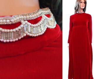 Red Velvet Dress Sz S Vintage 70s Long Cranberry Red Formal Gown Juliet Costume White Silver Beaded Collar