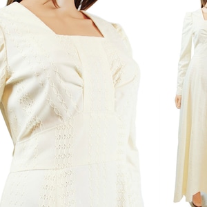 Hippie Wedding Dress Sz S Vintage 70s Long Sleeve Off White Cream Ivory Embroidered Eyelet Prairie Girl Gown