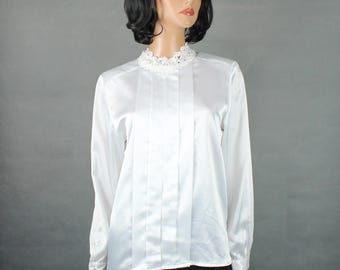 White Satin Blouse Sz 8 M Vintage 80s High Lace Turtleneck Collar Dress Shirt