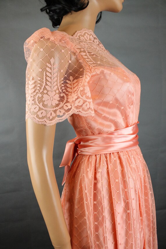 80s Prom Dress Jrs XS Vintage Pinkish Peach Lace … - image 6