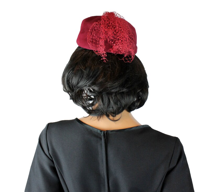 Vintage Pillbox Hat 50s Dark Burgundy Red Fur Felt Tulle Netting Cap Fascinator Free US Shipping