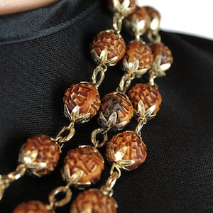 Vintage 50s Necklace 17&quot; 3 Strand Brown Carved Plastic Beads Gold Tiered Choker