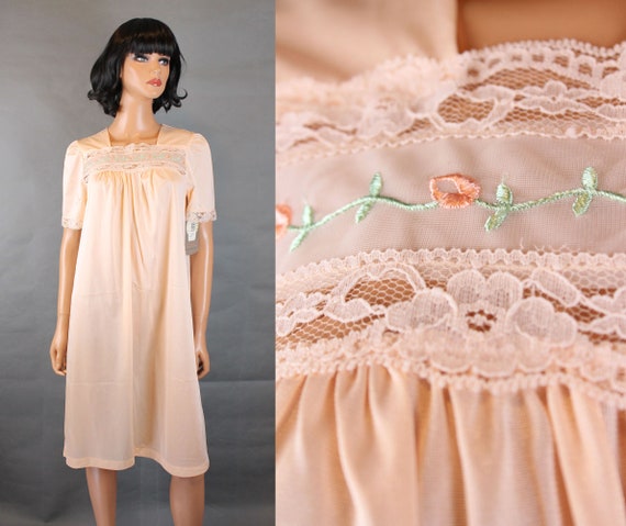 NOS Nightgown Sz S Vintage Peach Shiny Nylon Embr… - image 1