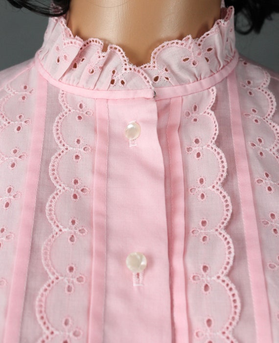 Pink Peasant Blouse S Vintage Eyelet Embroidery S… - image 3