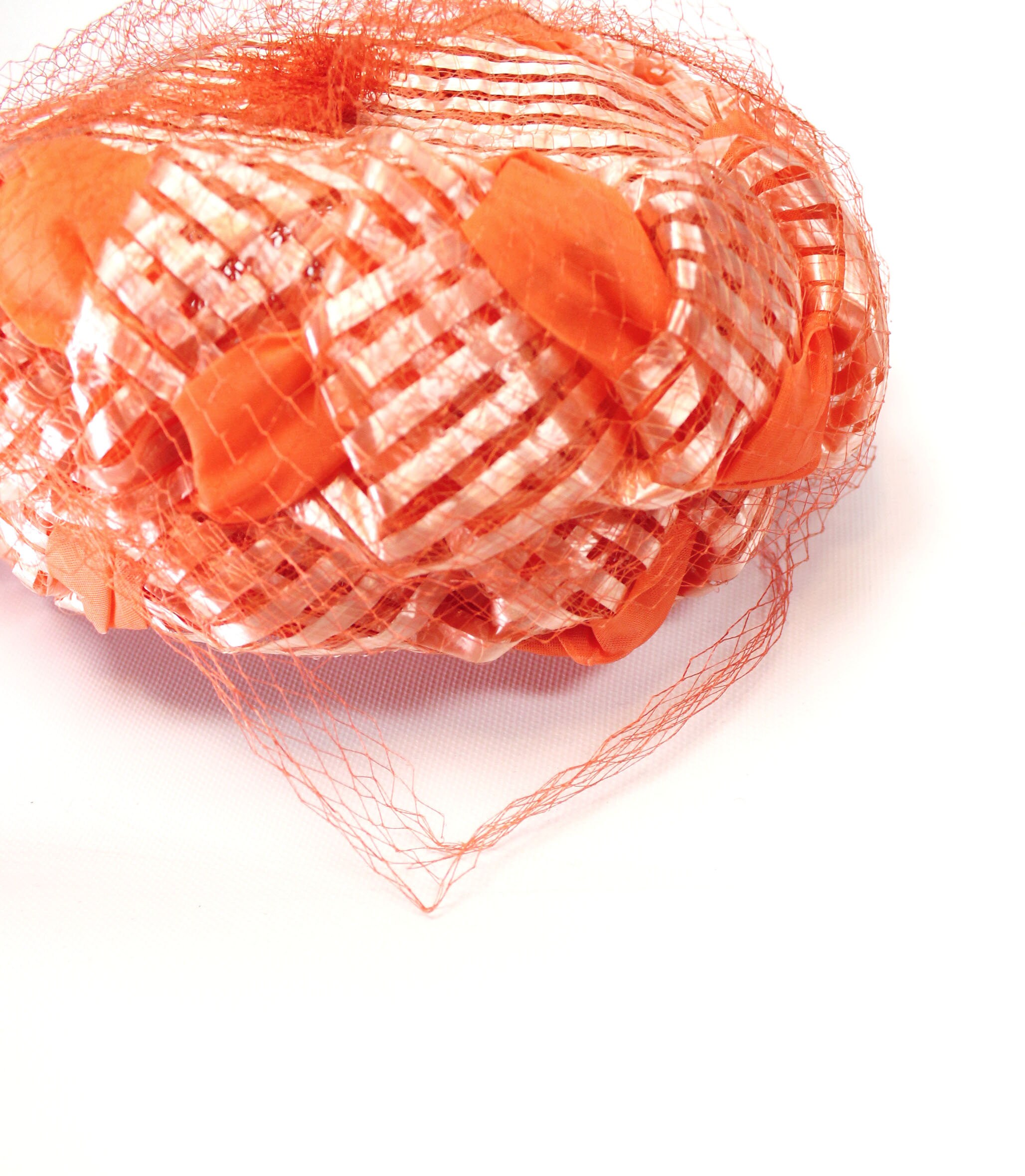 Vintage 1960s Yellow Floral Pillbox Hat Orange Raffia Brim Size 7 60s Pillbox Hat Sz L Vintage Orange Chiffon Peach Shiny  main image 3