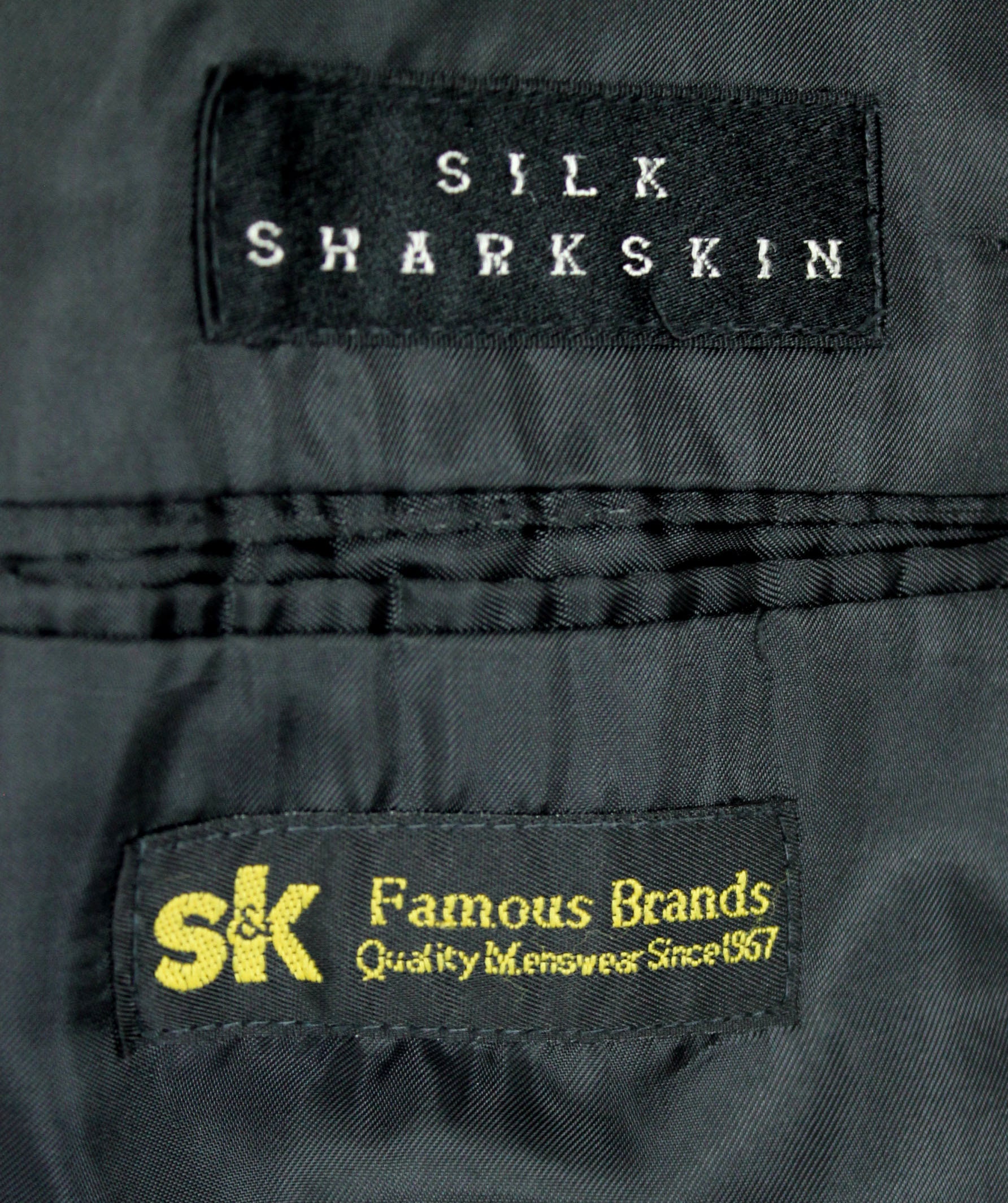 Black Silk Sharkskin Suit 42L 36x30 Vintage Jones New York Black Silk Sharkskin Suit 42L 36x30 Vintage Jones New York