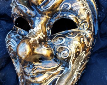 Bugging Out Mask/Mens masquerade mask/Halloween Mask/Joker Mask/Men's Costume/Masquerade Mask/Venetian Mask/Bug Mask/Costume