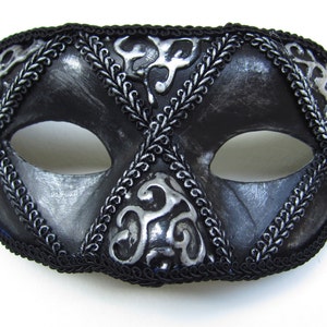 Black and Silver Mens Masquerade Mask, Men's Costumer Mask, Venetian Mask, Costume Mask for Men, Italian Mask, Black Men's Mask, Men Costume