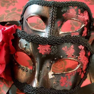Rose Paired Masks/Paired Masks/Black Paired Masks/Masquerade Mask/Black Mask/Romantic Masks/Costume Paired Masks/Male Female Paired Masks