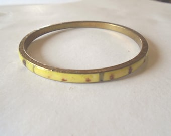 Vintage 1970s Brass Shell Inlay Bangle Bracelet Boho Faux Tortoiseshell Mosaic