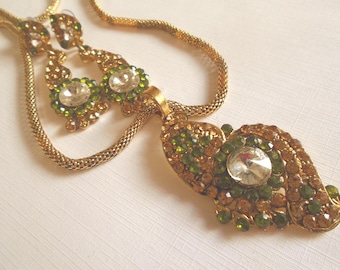 Vintage "Juliana Style" or "Mid-Century Style" necklace Peridot Green and Gold Jewelry Set