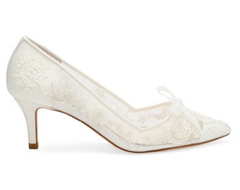 Floral Lace Low Heel Shoes