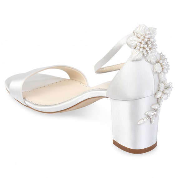 Bella Belle Women's Ivory Wedding / Bridal Shoes - Block Heels - Ankle Strap - Crystals - Size 7.5