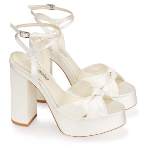 Open Toe Platform Bridal Sandals image 1