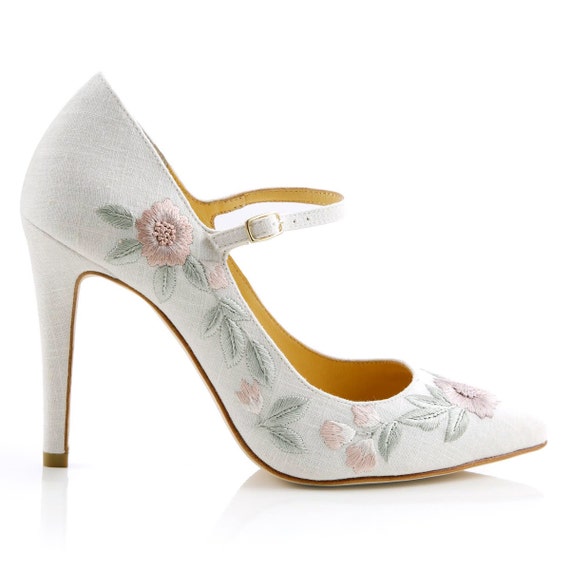 Chaussures de mariage lin brodé floral. Mary Jane mariage talons Bella Belle chaussures Adelaide | Respectueux De L'environnement
Chaussures Chaussures Chaussures de mariage lin brodé floral. Mary Jane mariage talons Bella Belle chaussures Adelaide | Respectueux De L'environnement
a9a459