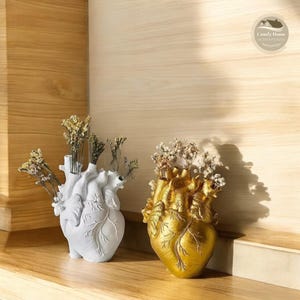Heart-Shaped Resin Vase, Artistic Resin Planter, Decorative Heart Vase for Home Decor, Available in Multiple Colors, Gift Idea