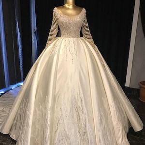 Pre-Order Custom Bridal Luxury Glitter Princess Wedding Dress , Princess Wedding Dress, Crystals Embroidered Wedding Dress