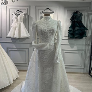 Pre-Order Custom Luxury Hijab Wedding Dress, Beaded Lace Bridal Gown, Elegant Wedding Dress Bridal Gown, Islamic Wedding Dress, Muslim Bride